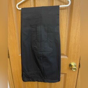 Dickies Black Cargo Pants with Straight-Leg Design